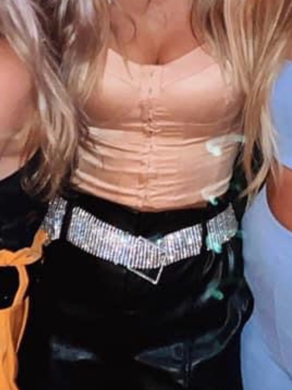Guess top xs
